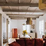Maison Hubert Гостевой дом 4*