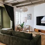 Maison Hubert 4*