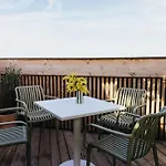 Maison Hubert Гостевой дом