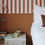 Maison Hubert 4*