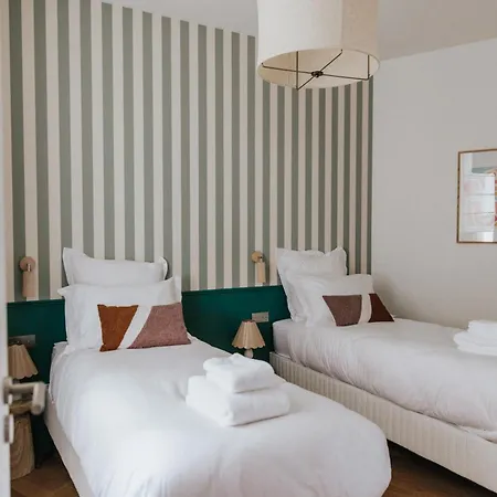בית הארחה Maison Hubert 4*