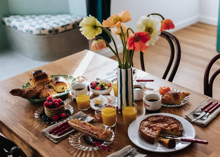 Maison Hubert ゲストハウス 4*